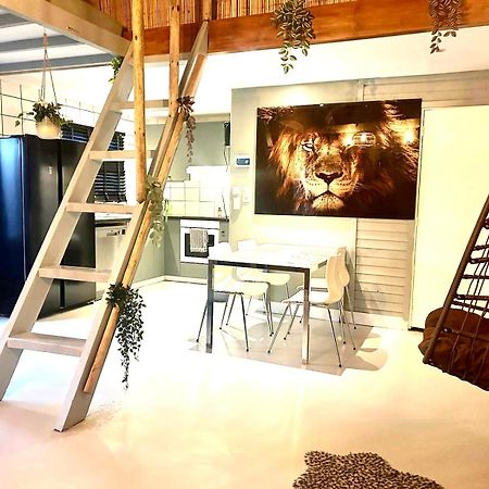 Jungle Style Lodge With Jacuzzi ,Sauna And Garden Near Amsterdam Vijfhuizen Экстерьер фото