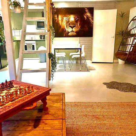 Jungle Style Lodge With Jacuzzi ,Sauna And Garden Near Amsterdam Vijfhuizen Экстерьер фото