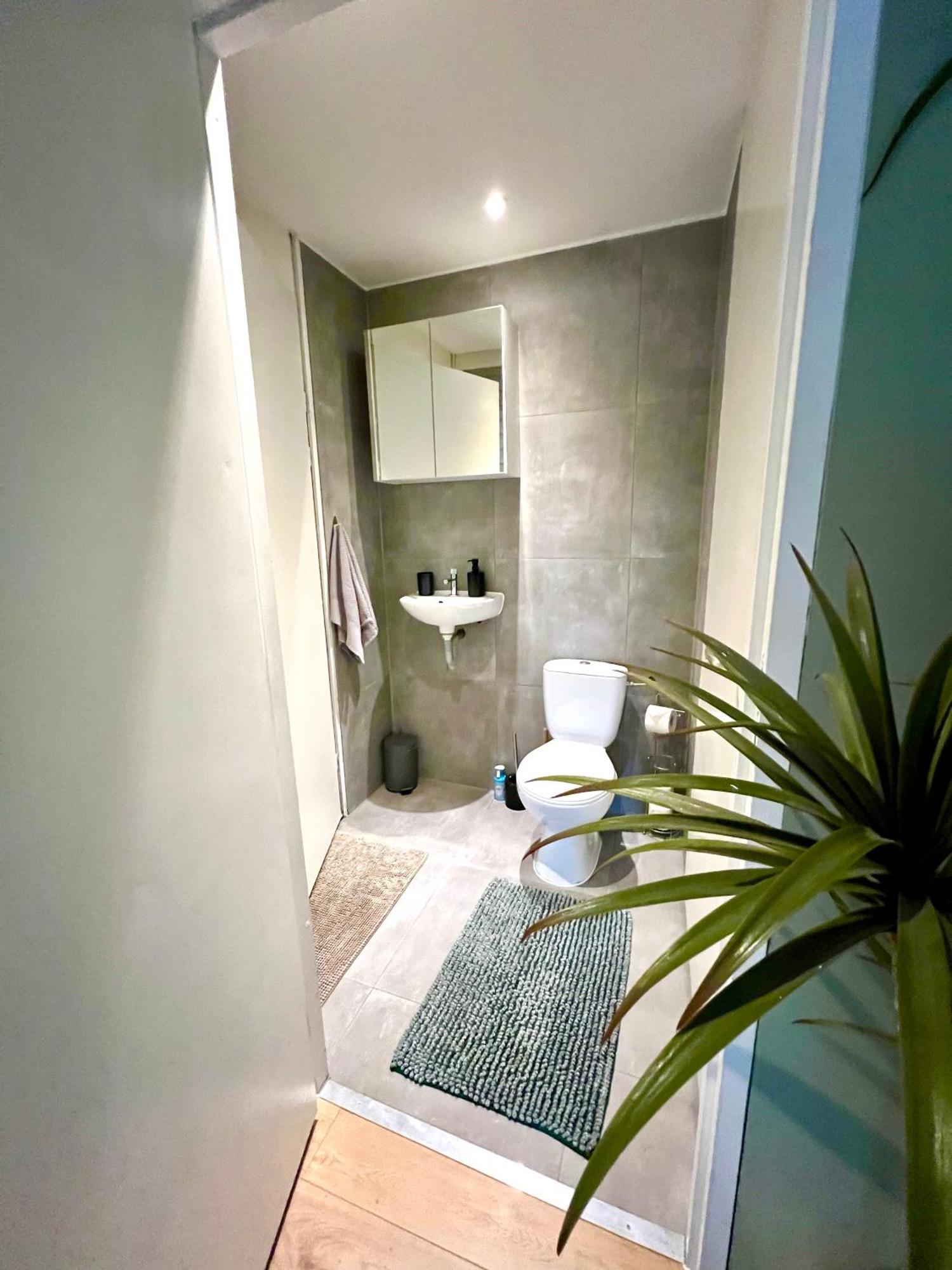 Jungle Style Lodge With Jacuzzi ,Sauna And Garden Near Amsterdam Vijfhuizen Экстерьер фото